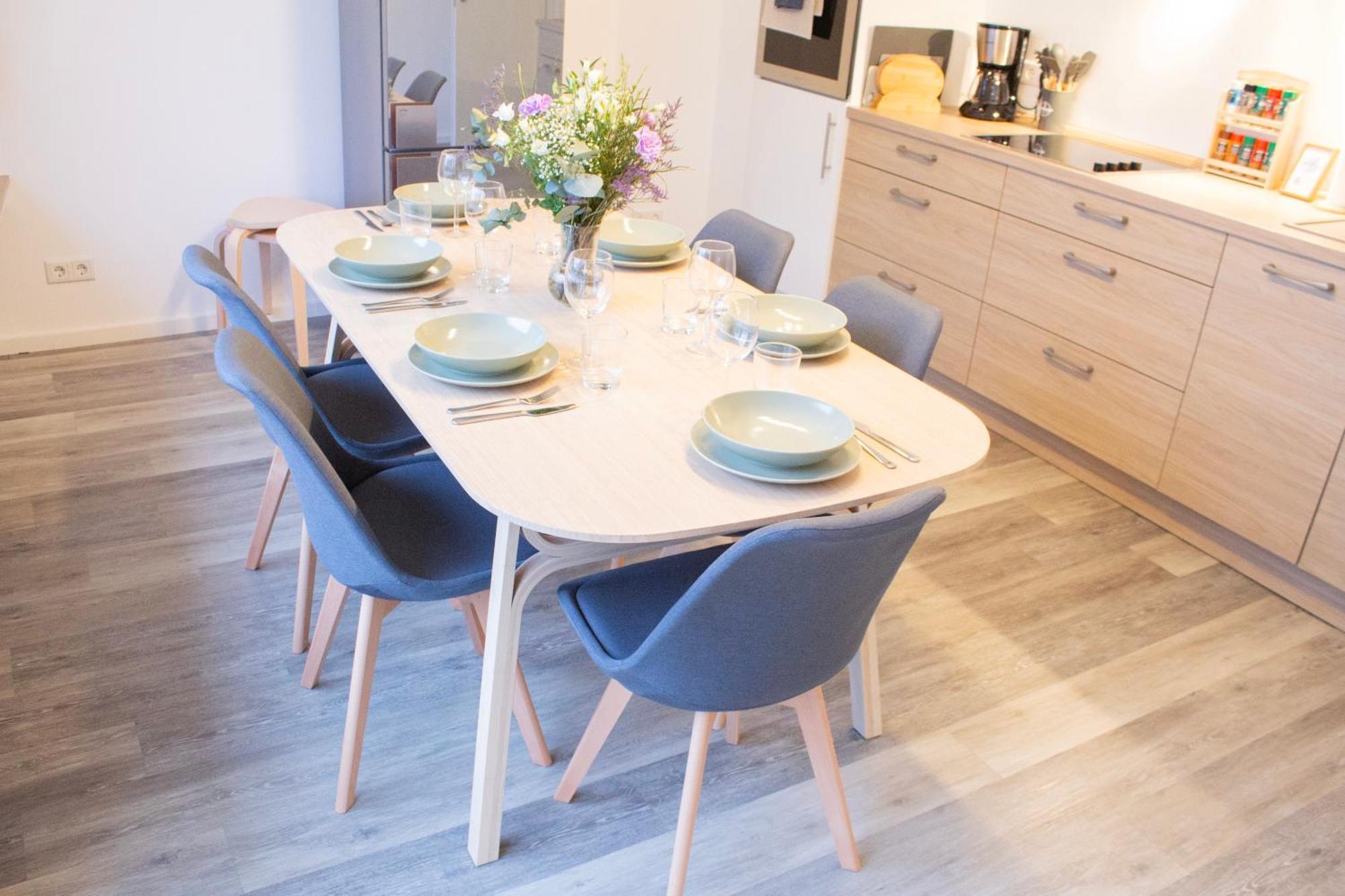 Nova Blume I Phantasialand I Cologne I Bonn Apartment